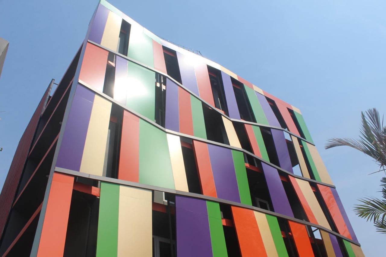 H-District Boutique Poshotel Bangkok Exterior photo
