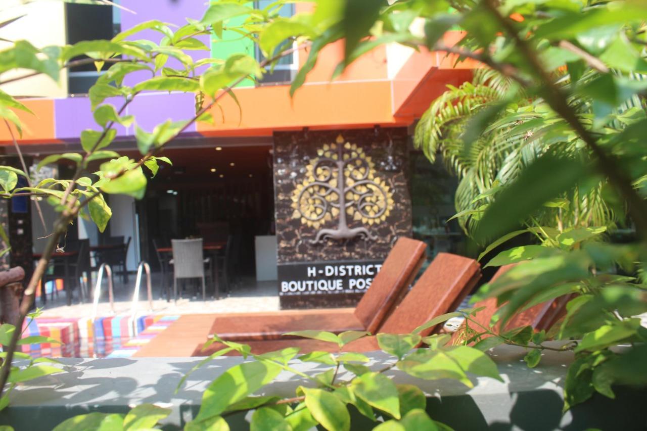 H-District Boutique Poshotel Bangkok Exterior photo
