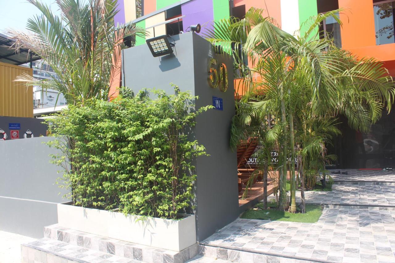 H-District Boutique Poshotel Bangkok Exterior photo